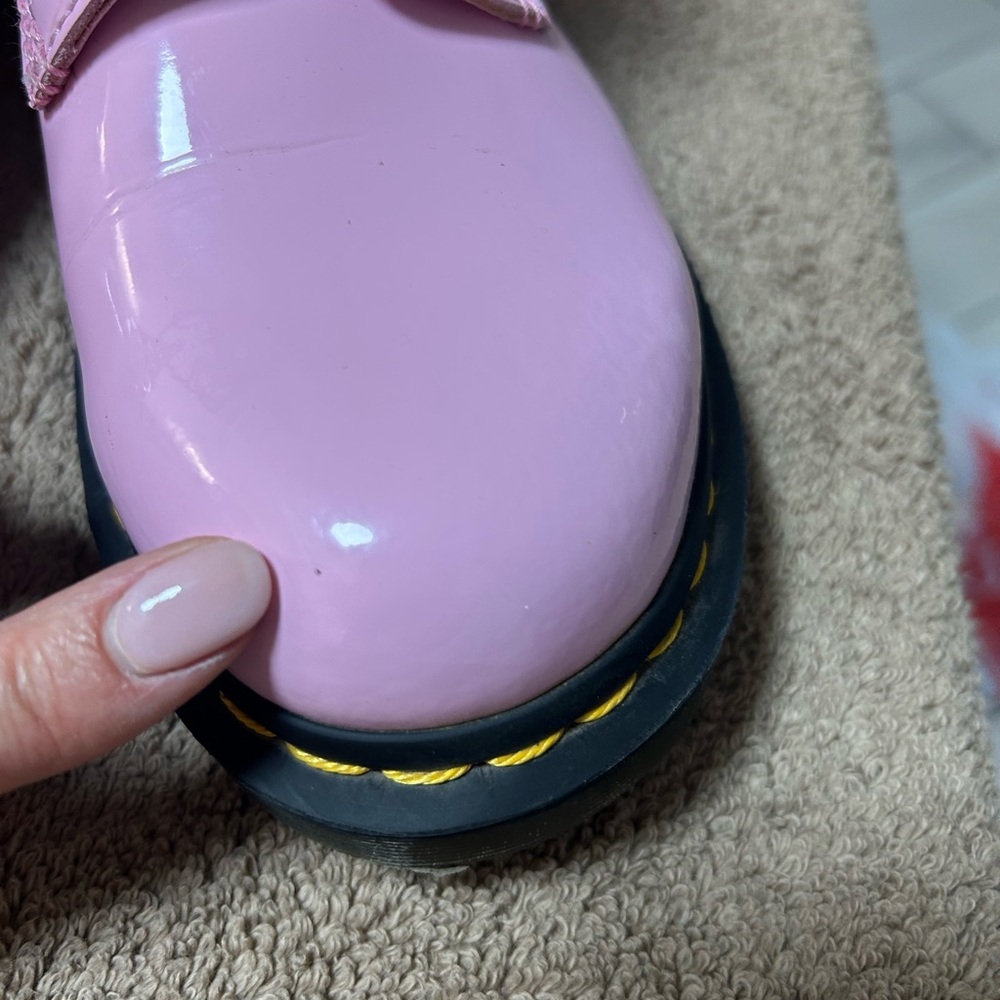 Doc Martens pale pink patent leather style 1460 combat boots. Worn once? Size 8 - Picture 4 of 16